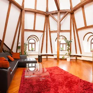 https://luxury-loft.praguehotelsweb.com